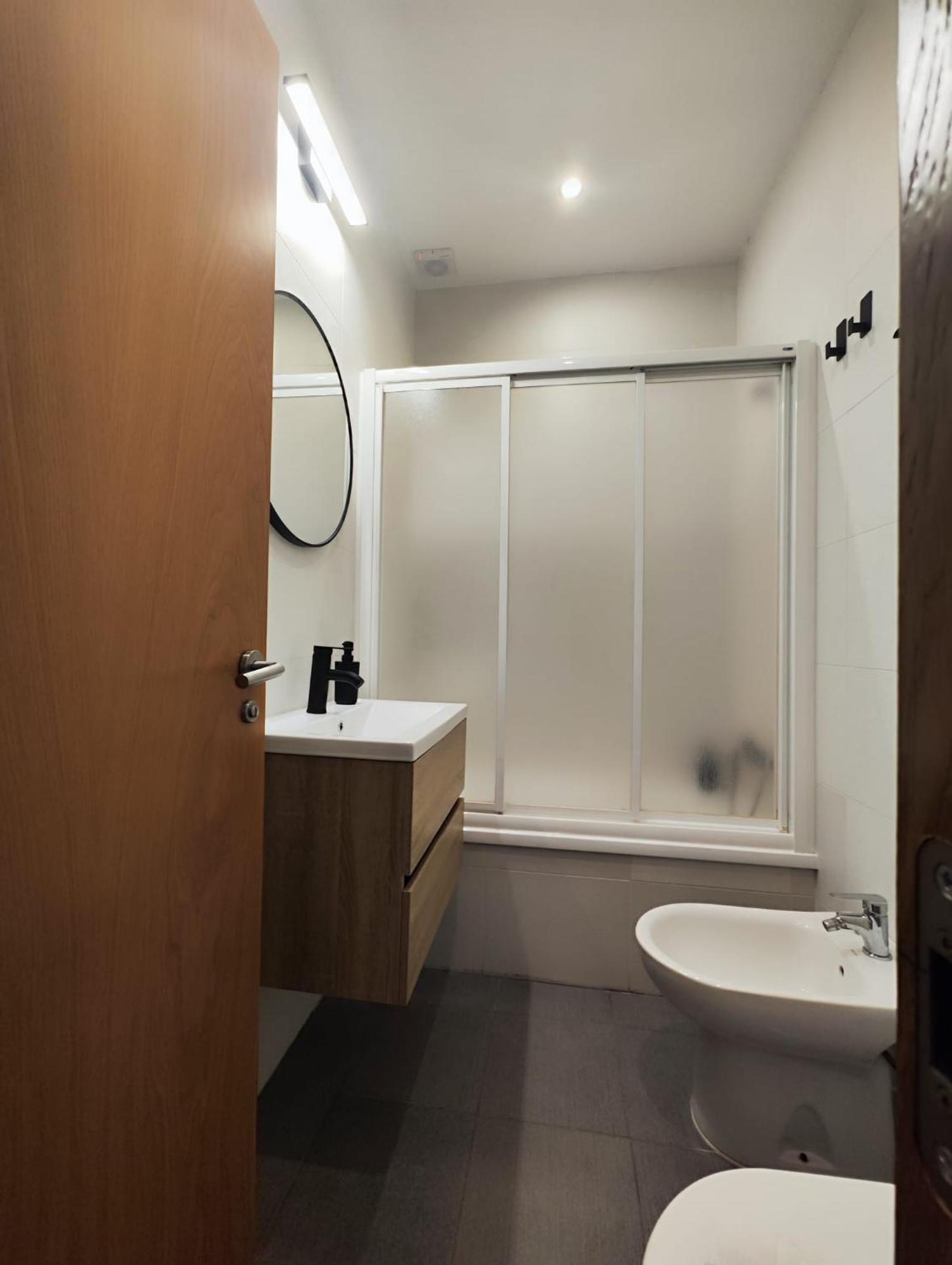 Suite Del Mercado Little Apartments Cadiz Bagian luar foto